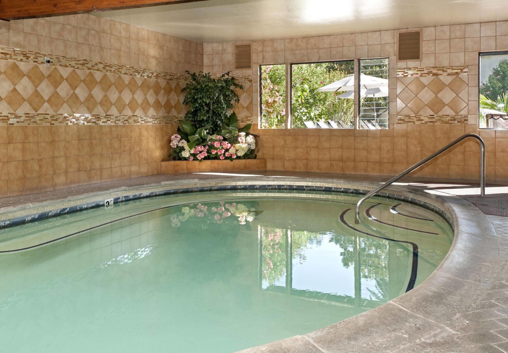 Roman Spa Resort Calistoga Kültér fotó